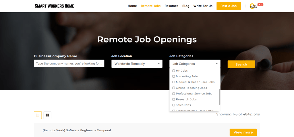 Remote job board that features worldwide remote jobs in plenty of job categories and different industries.